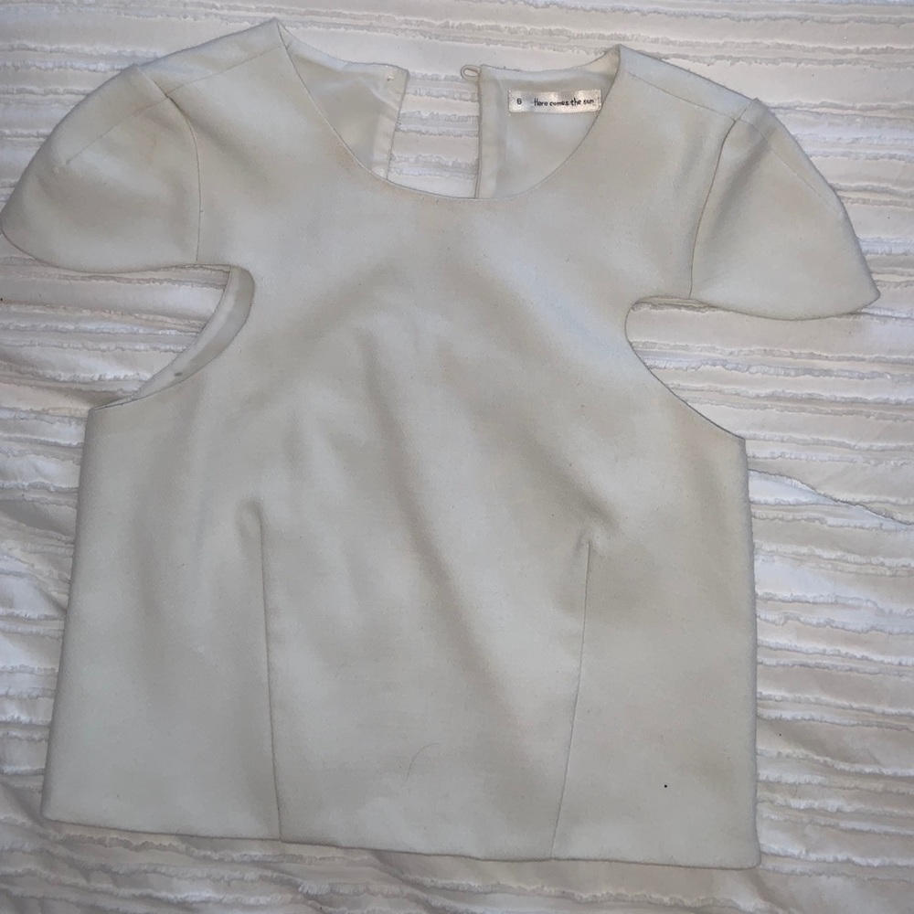 White dress shirt